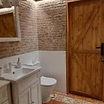 Dziki Brzeg Jezioraka Zalewo (Ostroda)