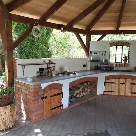 Gospodarstwo agroturystyczne Dziki Brzeg Jezioraka *