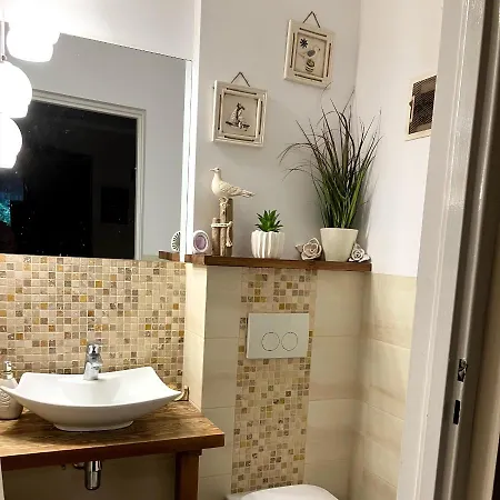 Dziki Brzeg Jezioraka Gospodarstwo agroturystyczne *