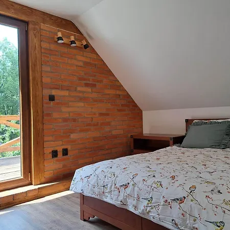 Dziki Brzeg Jezioraka Farmház